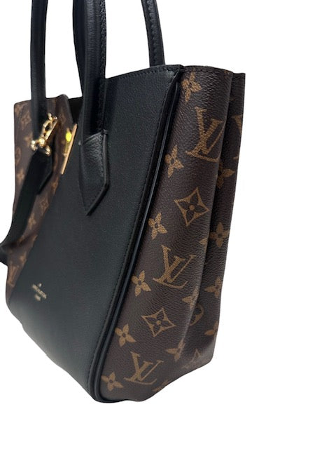 Louis Vuitton Kimono PM - Very Good