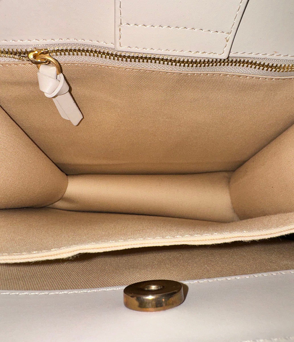 Frame Le Singature Bucket Crossbody Bag