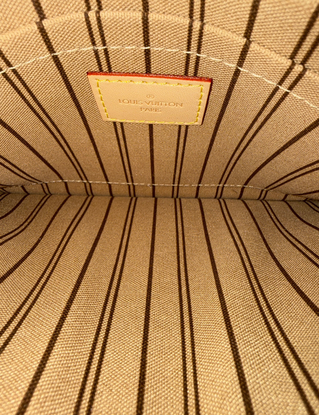 Louis Vuitton Neverfull Pouch Wristlet