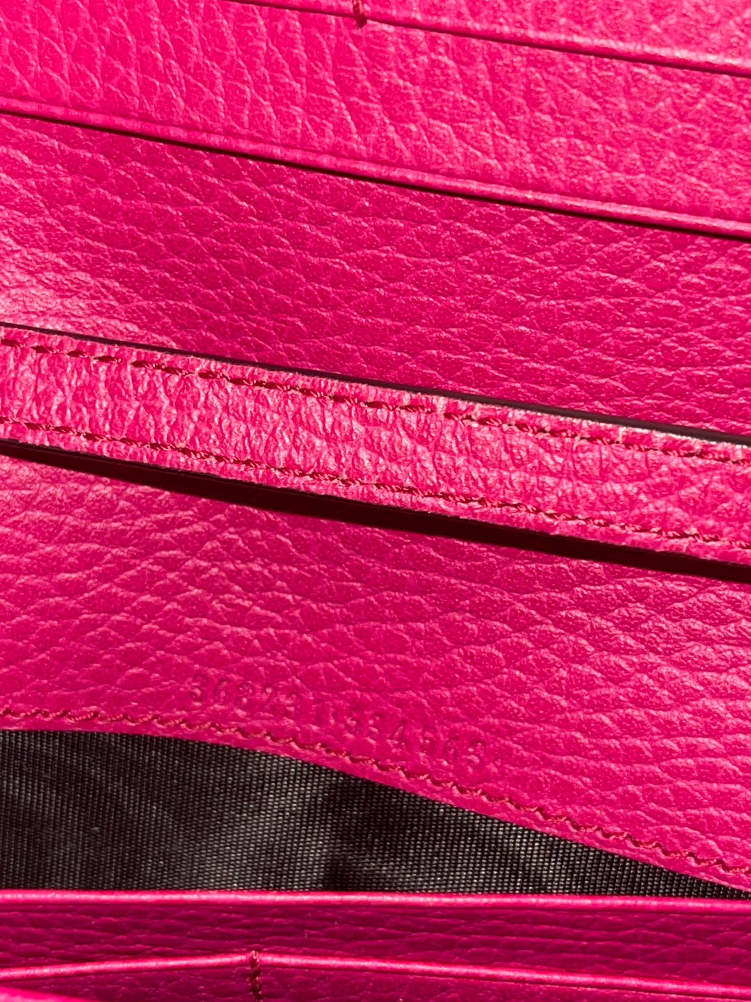 Gucci Swing Wallet on Strap