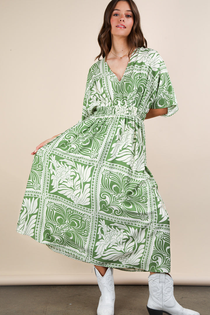 Very J Green/Ivory Short Sleeve V-Neck Midi Dress