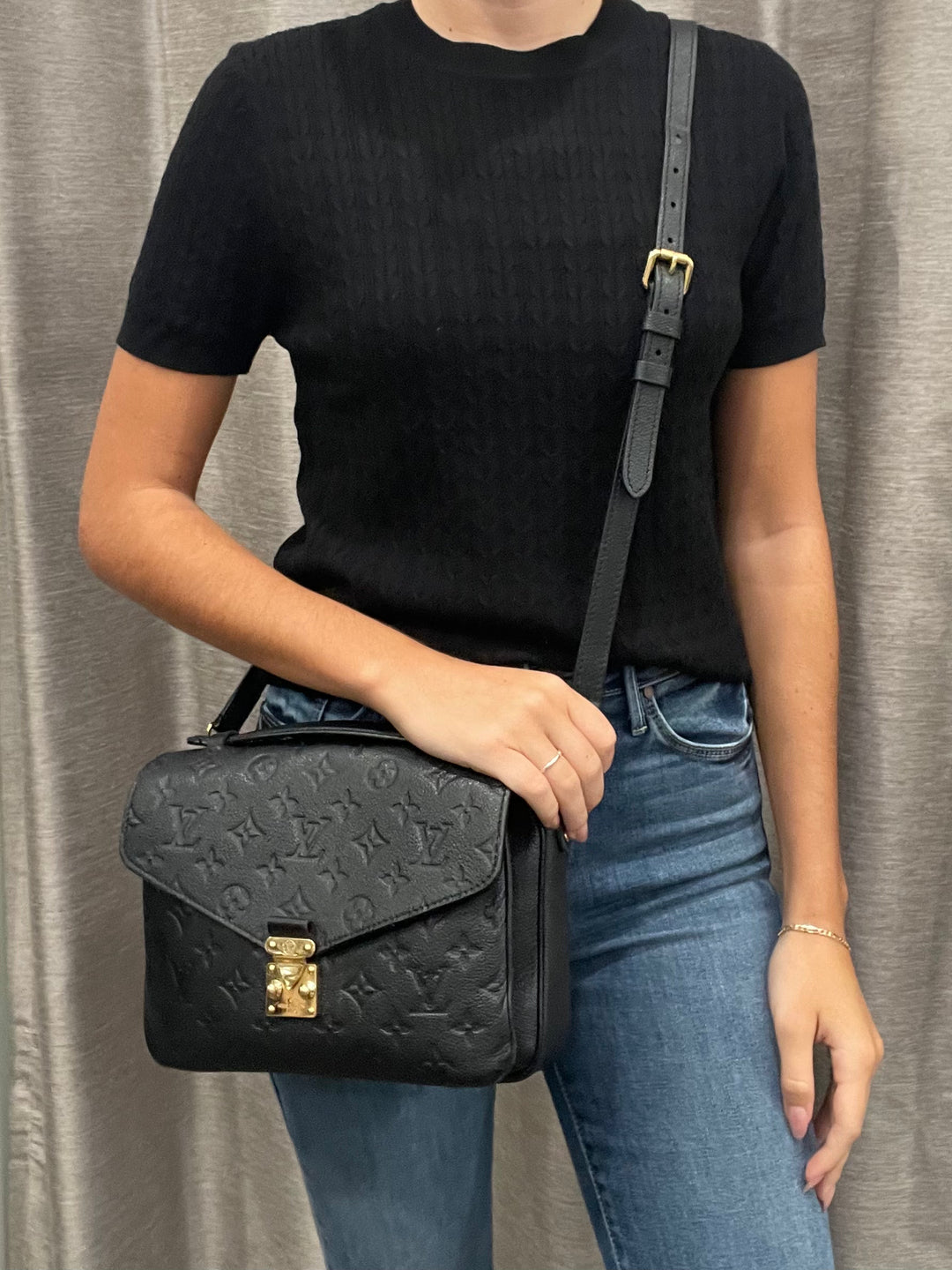 Louis Vuitton Pochette Metis Crossbody