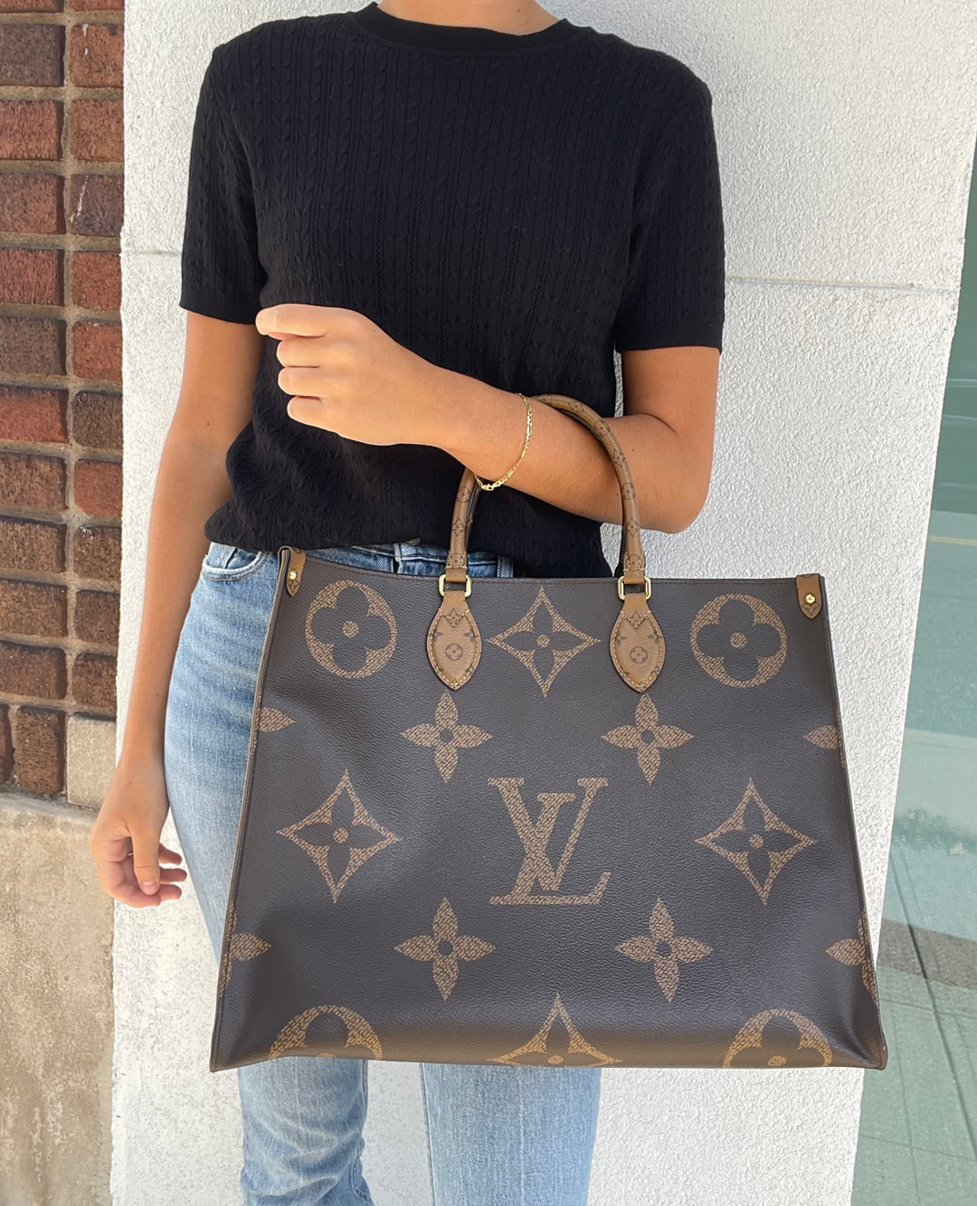 Louis Vuitton OnTheGo GM