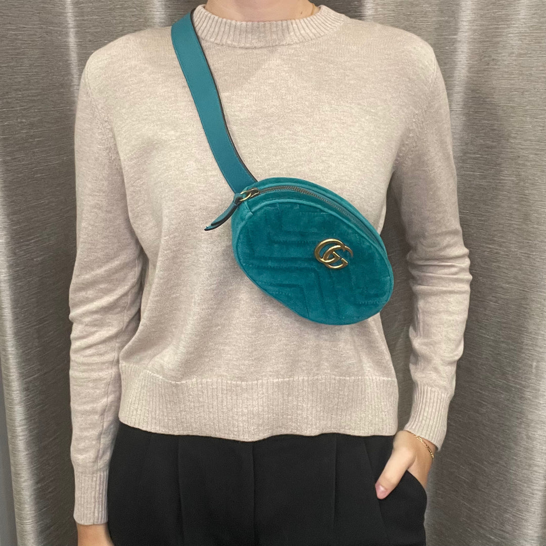 Gucci GG Marmont Matelasse Velvet Belt Bag