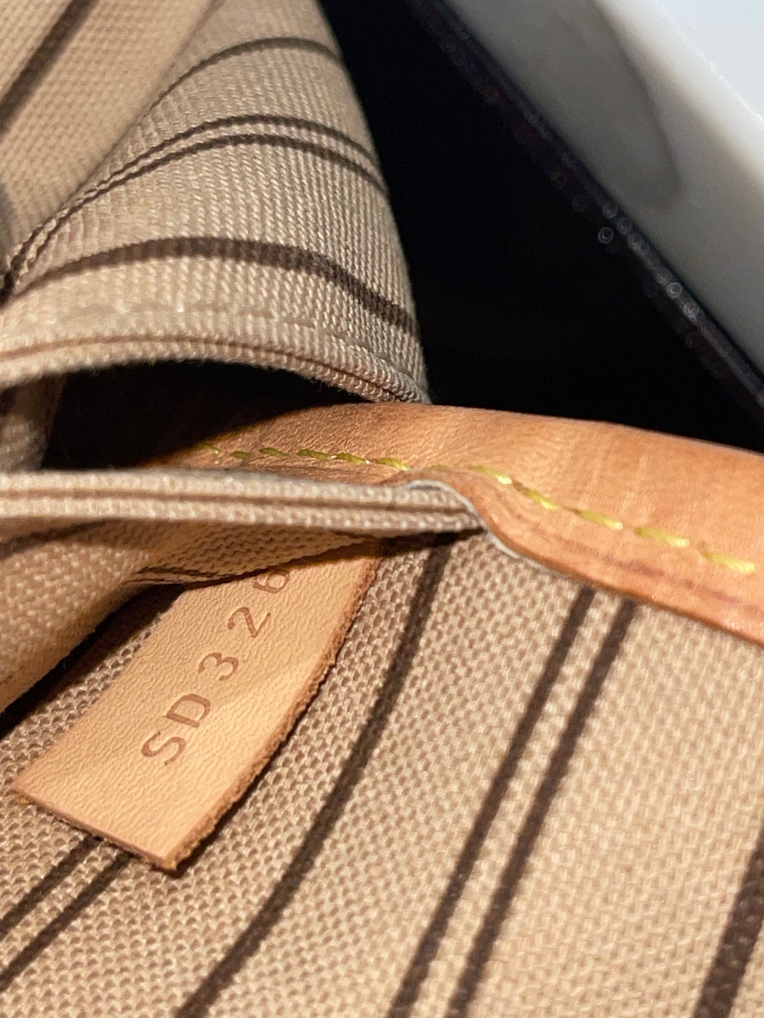 Louis Vuitton Neverfull MM