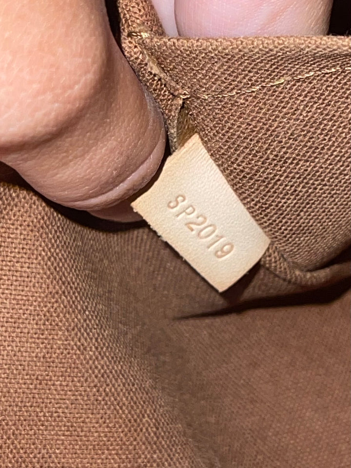 Louis Vuitton Tivoli GM