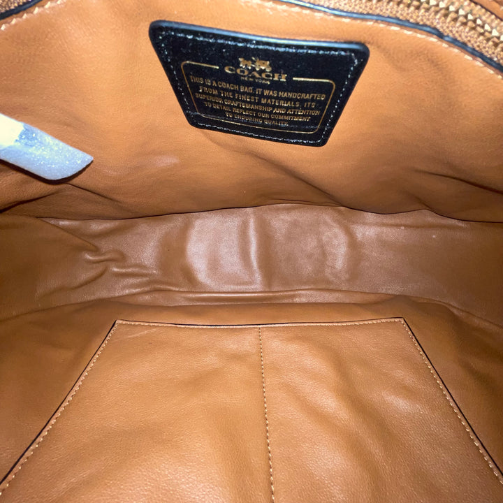 Coach Nomad Large Hobo