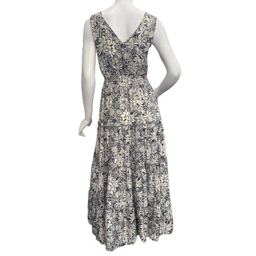 Paani Grey/Ivory V-Neck Sleeveless Maxi Dress