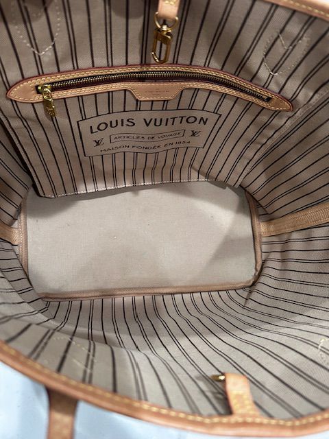 Louis Vuitton Neverfull MM