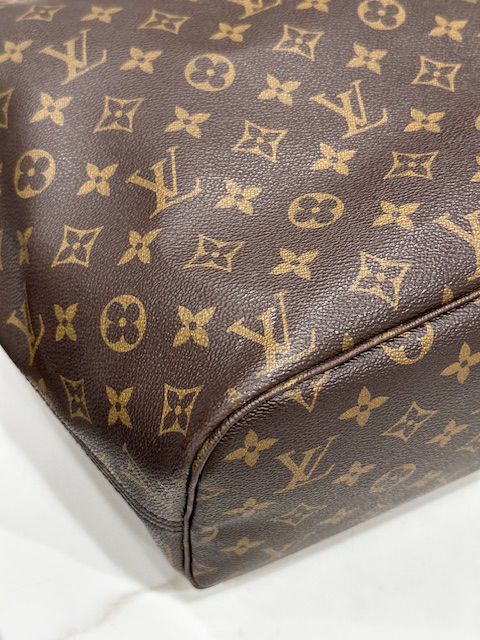 Louis Vuitton Neverfull MM