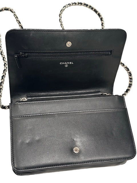 Chanel Wallet on Chain