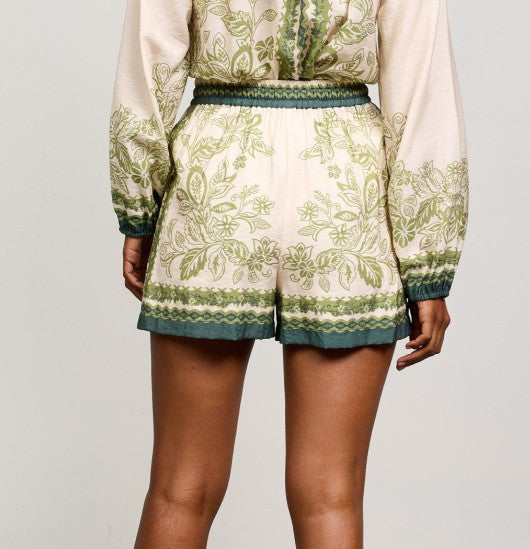 Skies Are Blue Cream/Olive Shorts