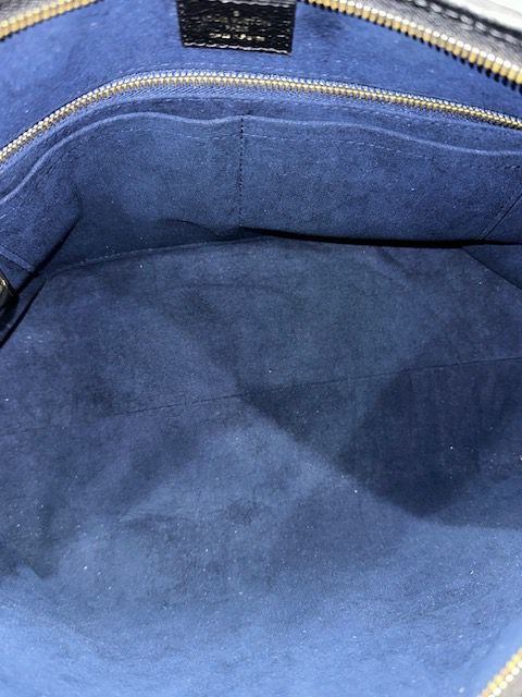 Louis Vuitton CarryAll MM