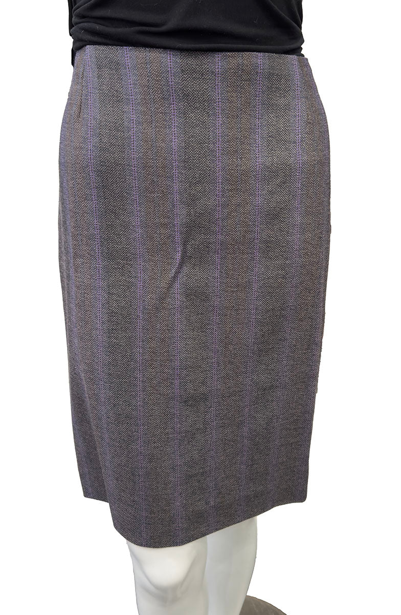 Escada Size 40 Grey/Purple Wool & Silk Skirt