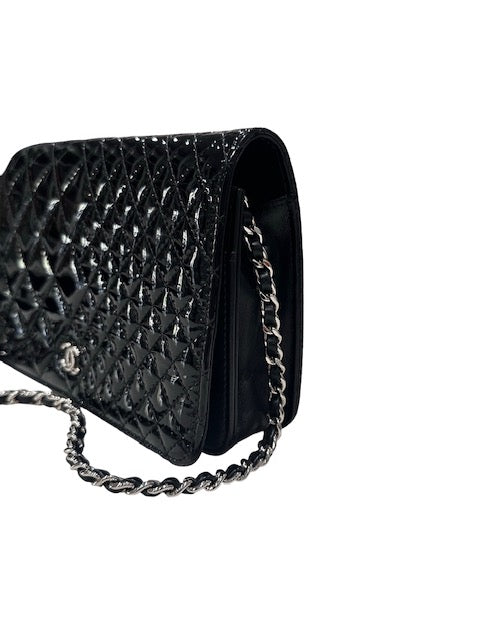 Chanel Wallet on Chain
